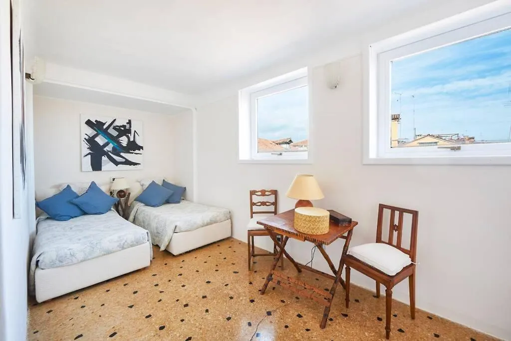 Ca' Fenice, Charming Apartment In San Marco, Sleep 7 Venecia