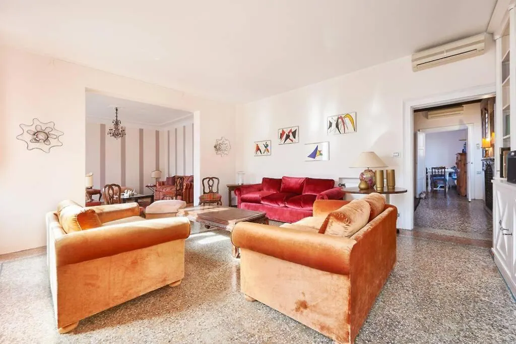 Ca' Fenice, Charming Apartment In San Marco, Sleep 7 Venecia