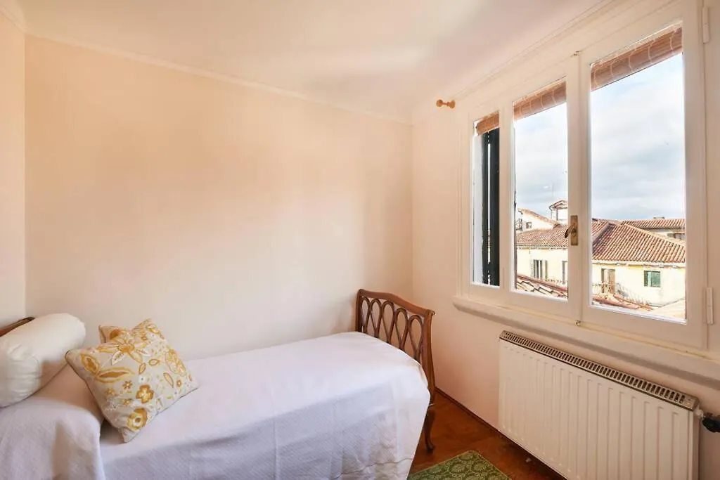 Ca' Fenice, Charming Apartment In San Marco, Sleep 7 Venecia